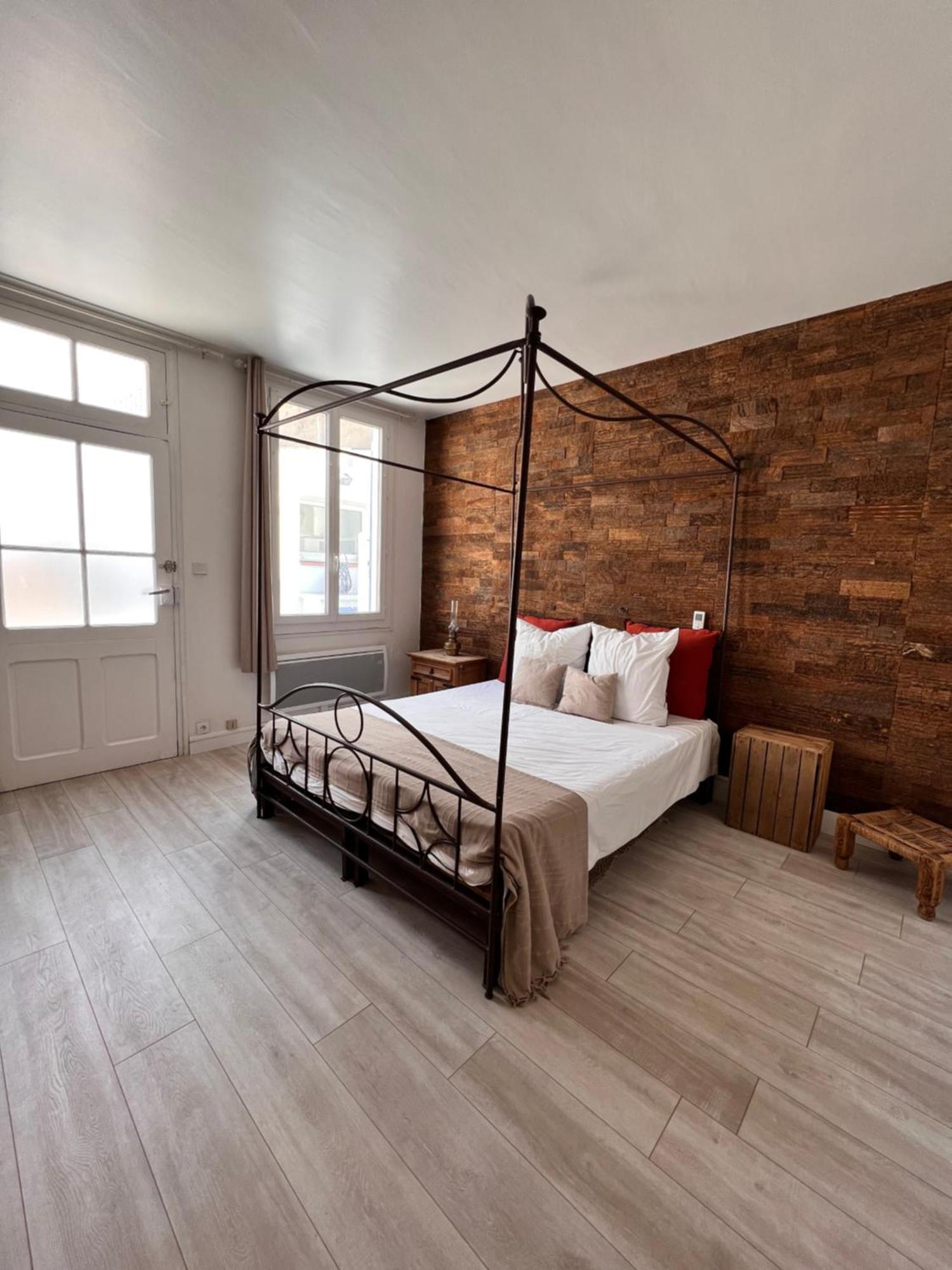 Gorgeous Town House